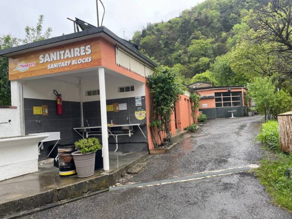 Hôtel et Camping Les Sources ** — Photo 2