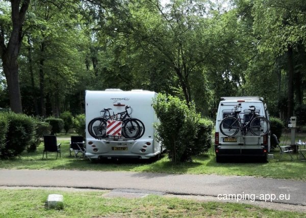 Camping de l'île Cherlieu — Photo 5