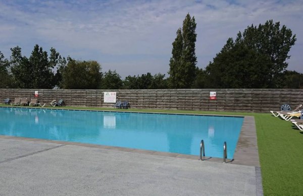 Camping Les Chênes Verts **** — Photo 4