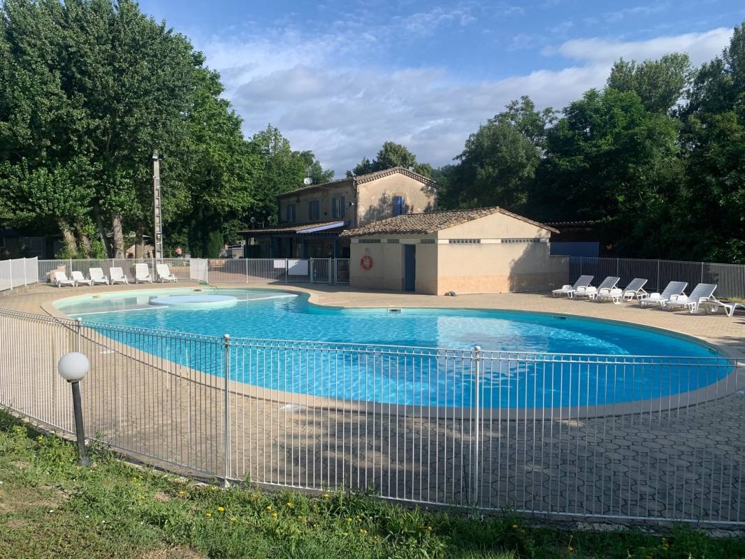 Camping Clorinthes — Campingplats in Crest / Auvergne-Rhône-Alpes