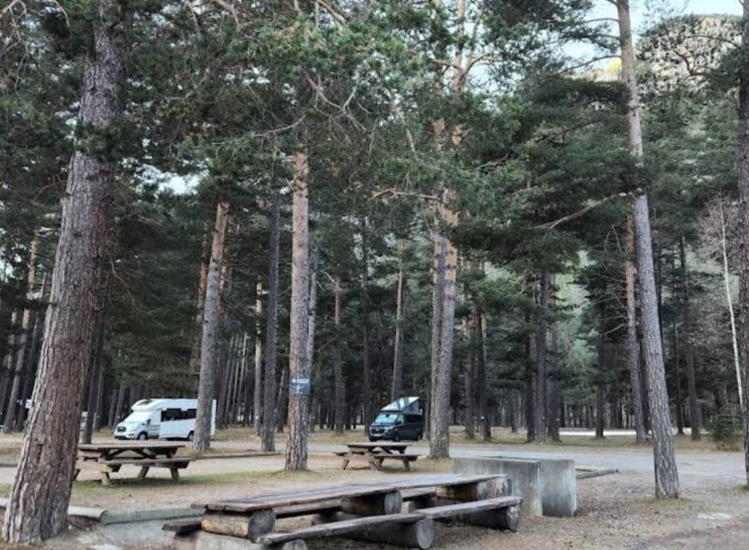 Camping du Bois des Alberts — Camping in Montgenèvre