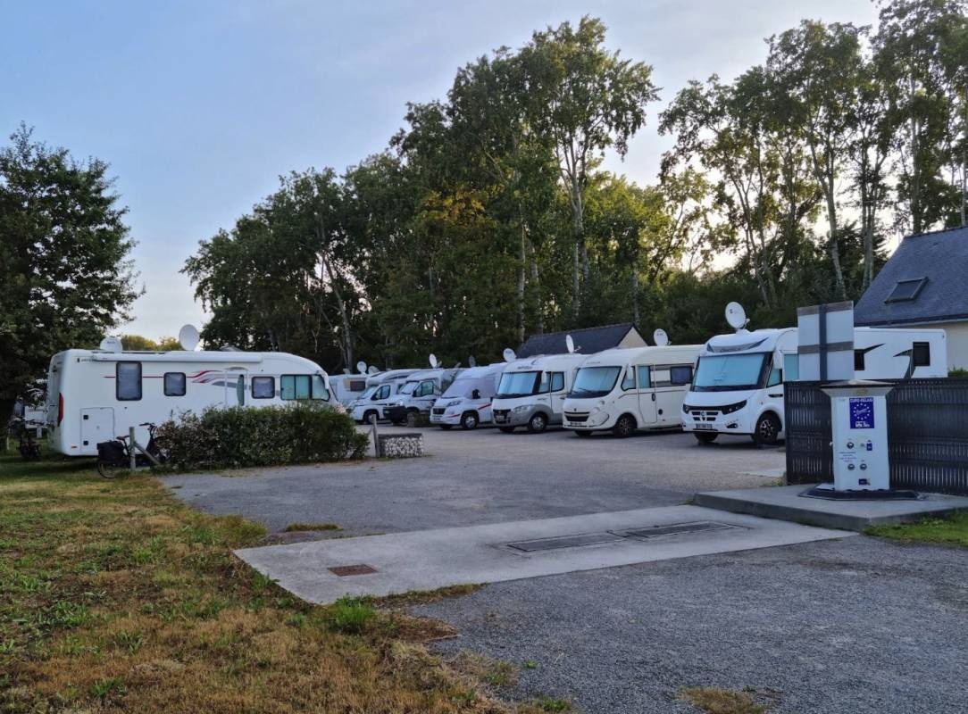 Aire de camping-car de La Turballe — Sp. parking dla kamperów in La Turballe