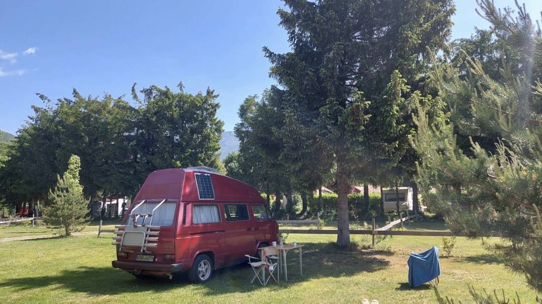 Camping Le Valserine *** — Kemp in Chézery-Forens