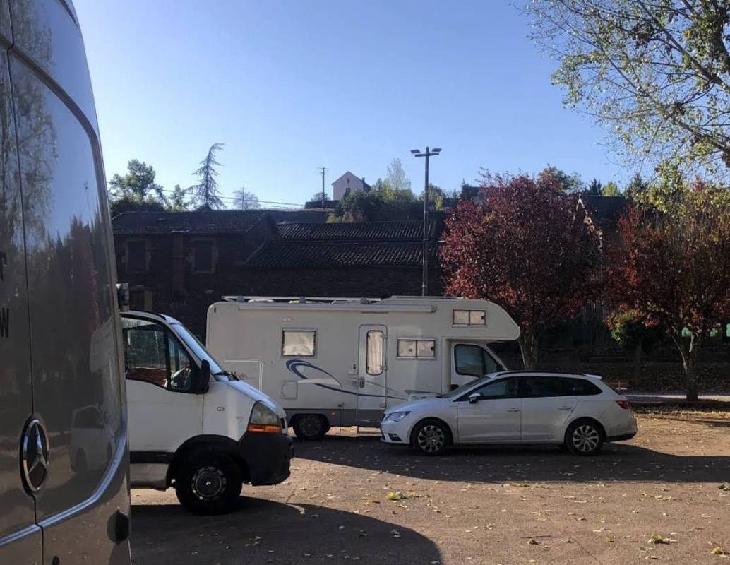 Camping La Planque — Kamp yeri in Saint-Izaire