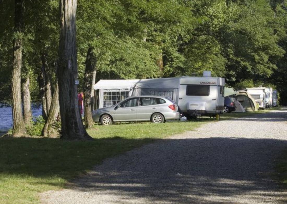 Camping L’Echo Du Malpas **** — Місце для кемпінгу in Monceaux-sur-Dordogne