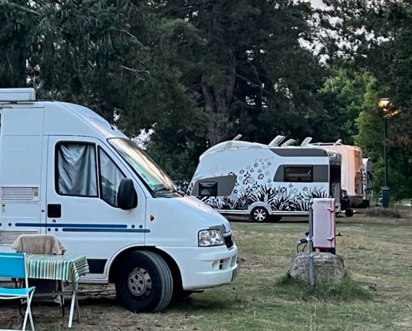 Camping ** Châtillon-sur-Loire — Photo 3