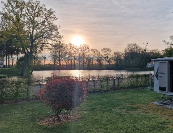 Castel Camping Château de l'Epervière — Photo 4