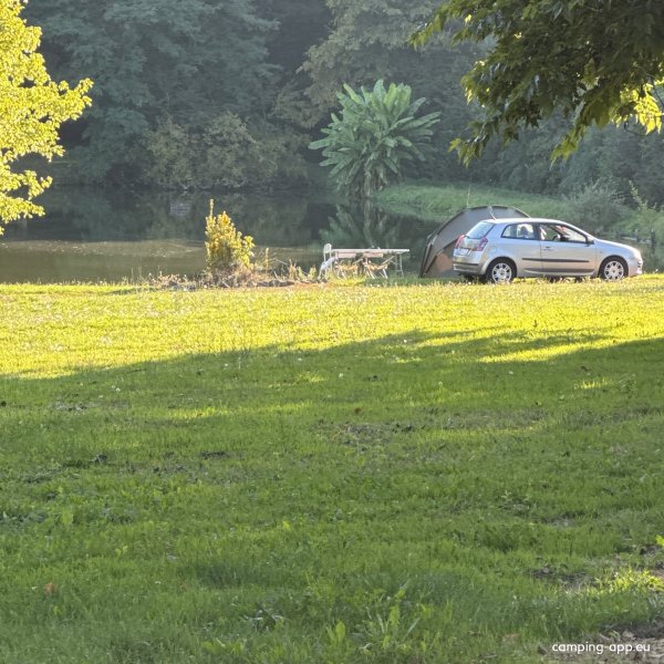 Camping Domaine De Lascaux — Foto 2
