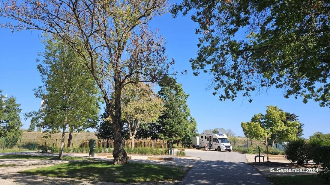 Camping Onlycamp Tours Loire Valley — Kamp yeri in Saint-Avertin