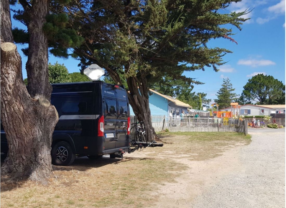 Camping du Vieux Château Tharon Plage — Campingplats in Saint-Michel-Chef-Chef (Tharon Plage)