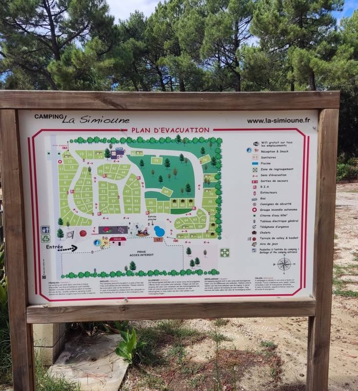 Camping Simioune *** — Area da campeggio in Bollène / Provence-Alpes-Côte d'Azur
