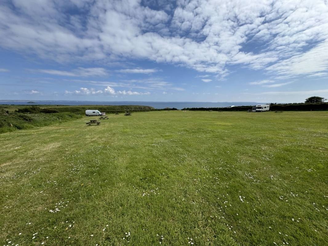 Caerfai Farm Campsite — Cámping in St. Davids / Wales