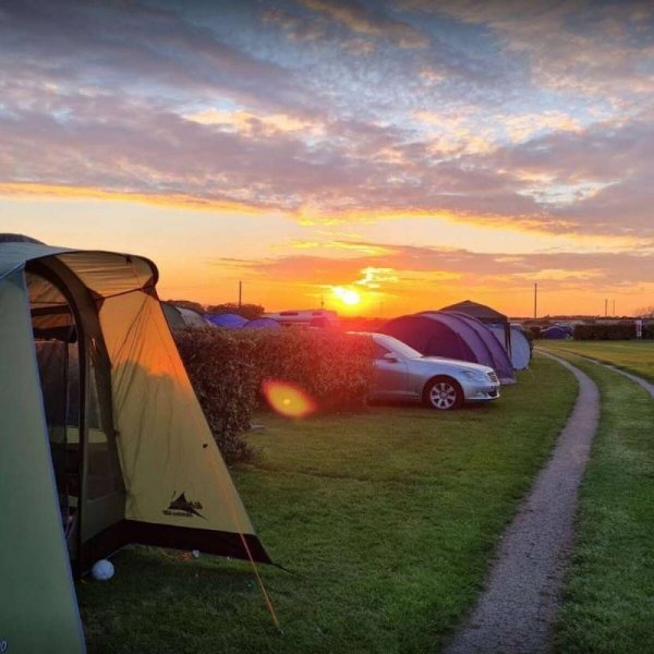 Treverven Touring Caravan & Camping Site — Photo 4