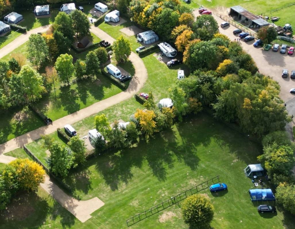 Cotswold View Caravan and Camping Park — 露营地 in Charlbury / England