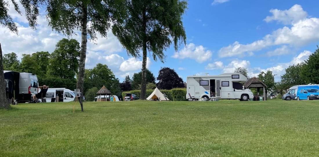 Bridge Villa Camping and Caravan Park — Camping in Wallingford / England