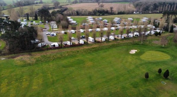 Plassey - Holiday Park, Retail Village & Golf Course — Foto 3