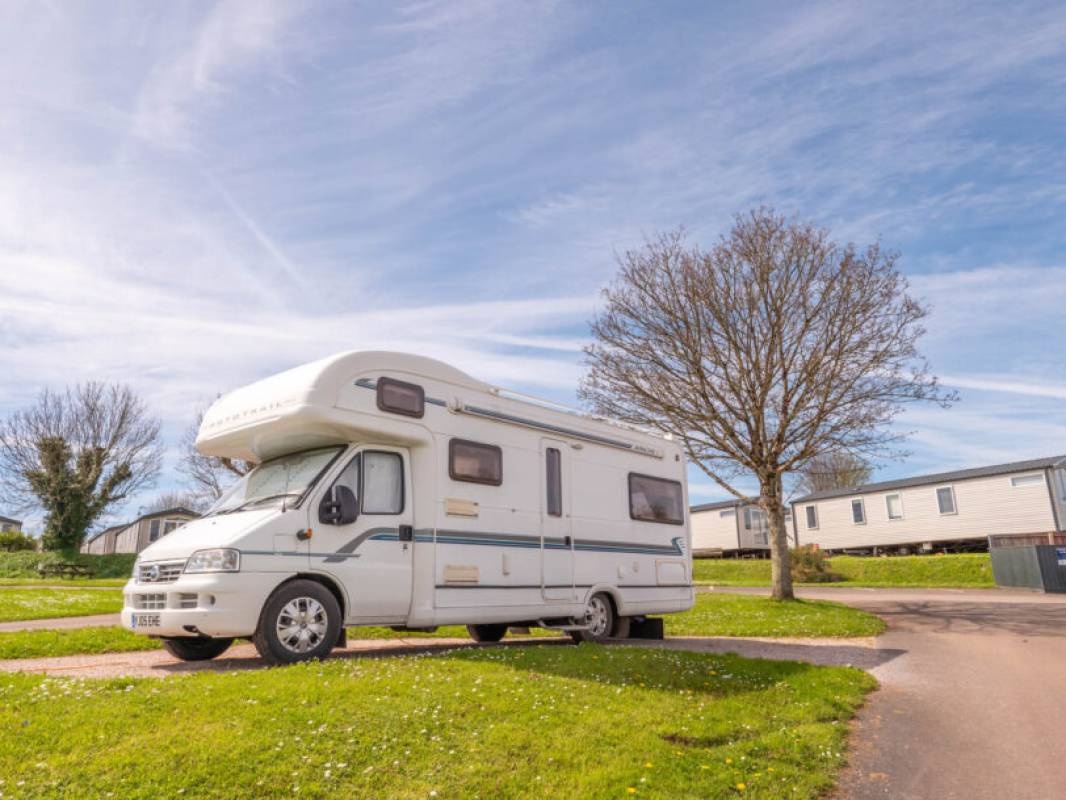 Beverley Bay | Caravan Holidays Devon — Cámping in Paignton / Devon / England