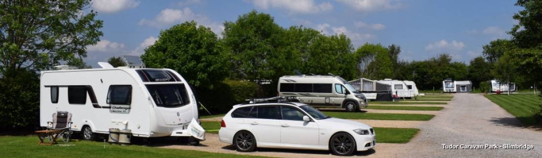 Tudor Caravan Park — Sítio de acampamento in Slimbridge (Glos) / England