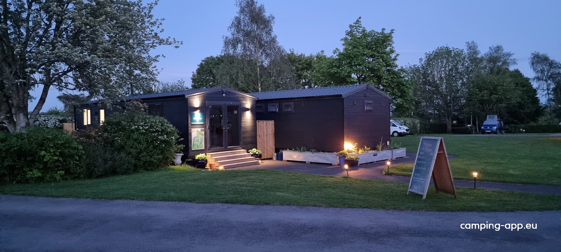Piccadilly Caravan Park — Foto 3