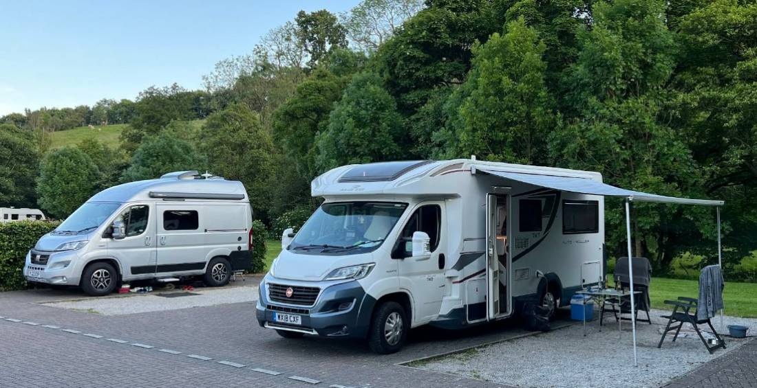 Laneside Caravan Park — Campingplatz in Hope (Derbyshire) / England