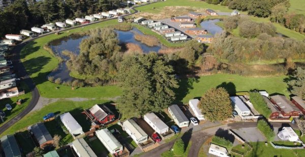 Castle Cary Holiday Park — Photo 2