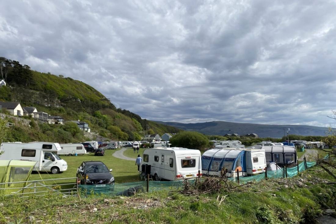 Hendre Mynach Touring & Caravan Park — Area da campeggio in Barmouth / Wales