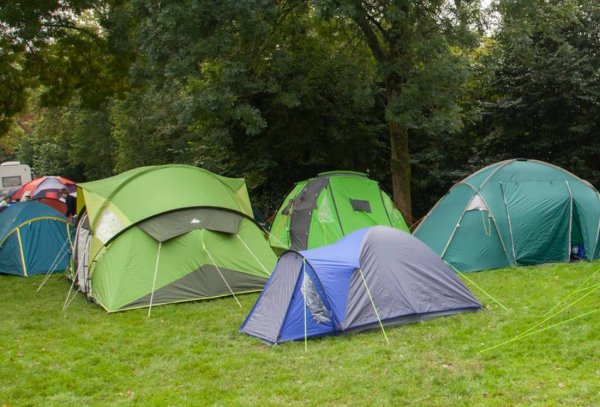 Cardiff Caravan and Camping Park — Photo 2