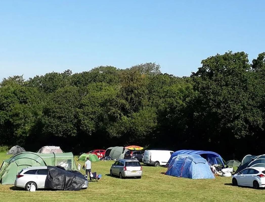 Pennymoor Caravan Park — Area da campeggio in Modbury