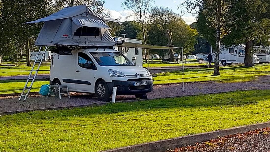 Hoddom Castle Caravan Park — Camping in Ecclefechan/Lockerbie / Scotland