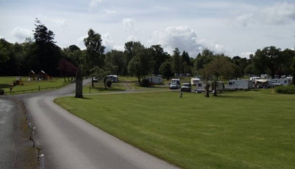 Hoddom Castle Caravan Park — Photo 4