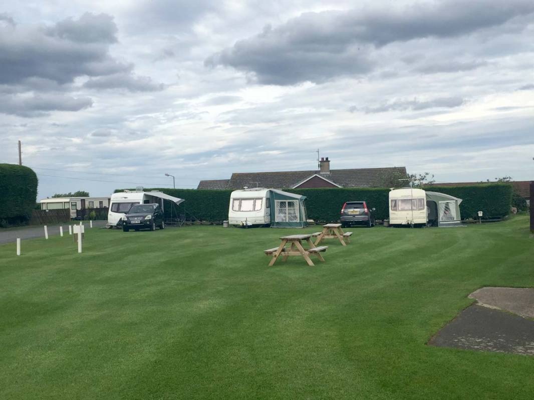 Proctors Stead Caravan Park — Campingplats in Craster / England