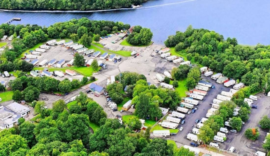 Castle Archdale Caravan Park — Sítio de acampamento in Rossmore / Fermanagh