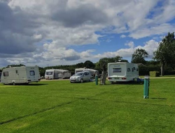 King's Green Caravan Park — Photo 4