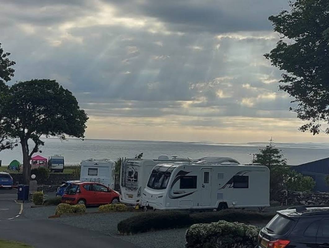 Trawsdir Caravan Park — Camping in Barmouth