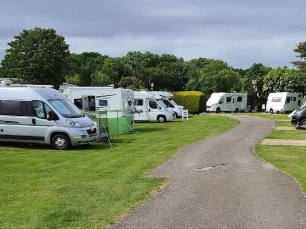 The Poplars Touring Park and B&B — Area da campeggio in Sewerby