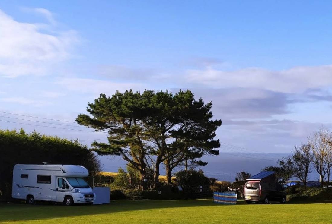 Polruan Holidays Camping & Caravanning — Camping Site in Polruan-by-Fowey