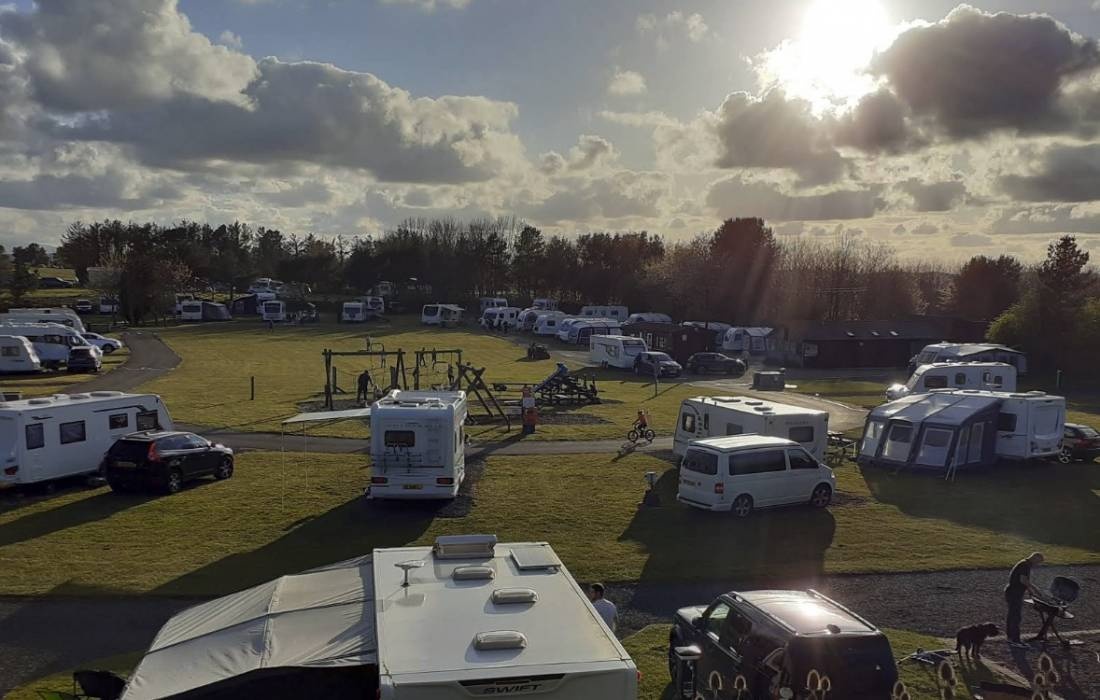 Waren Mill Caravan and Camping Nature trail — Campingplass in Bamburgh