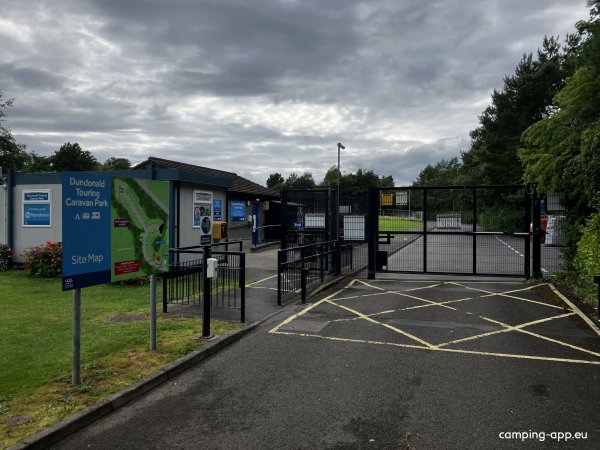Dundonald Touring Caravan Park — Photo 4