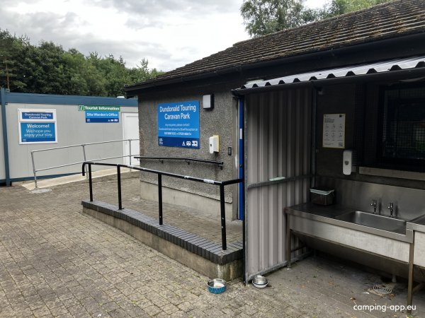 Dundonald Touring Caravan Park — Photo 3