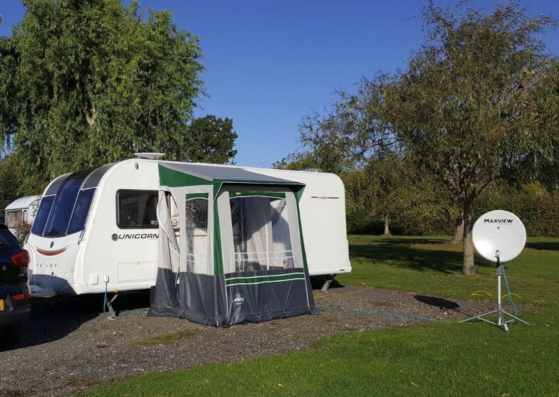 Apple Acres Caravan & Camping Farm — Cámping in Southborough