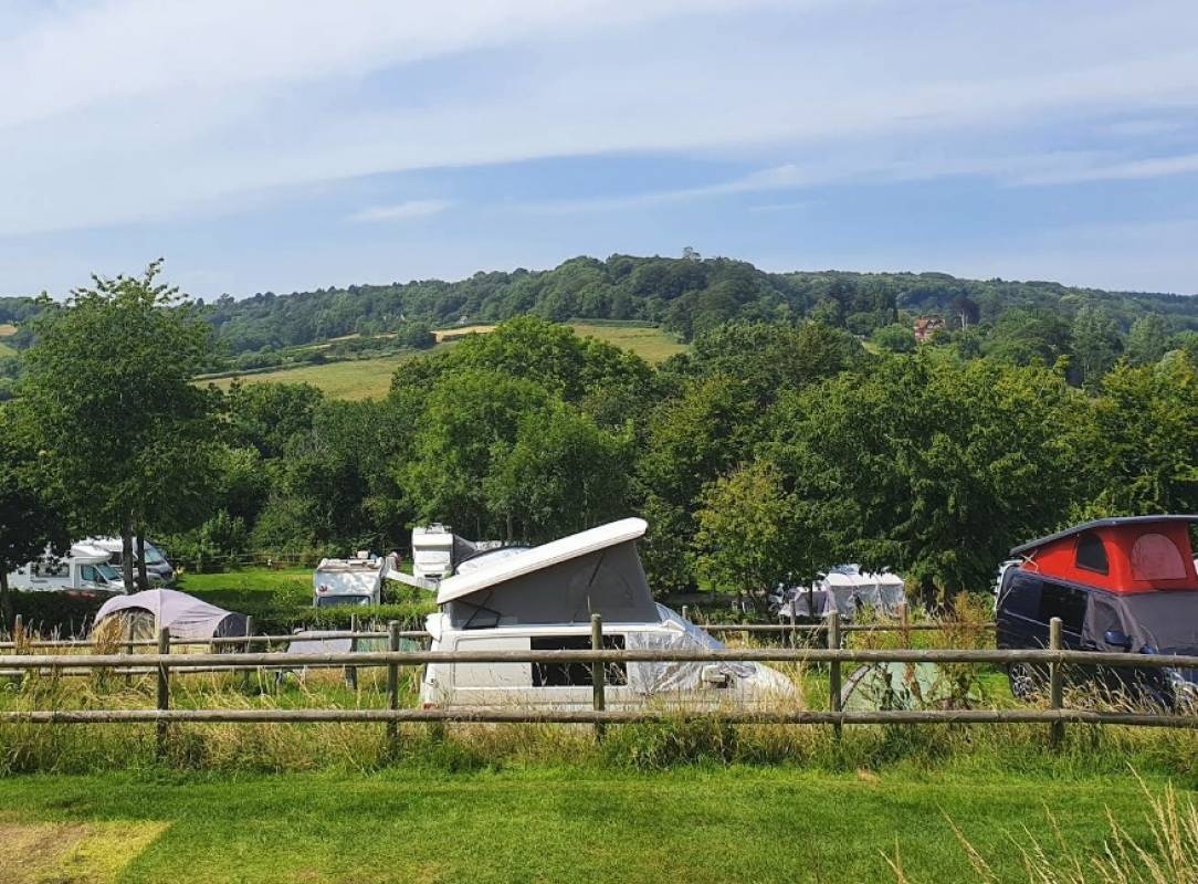 Hook Farm Caravan & Camping Park — Camping in 