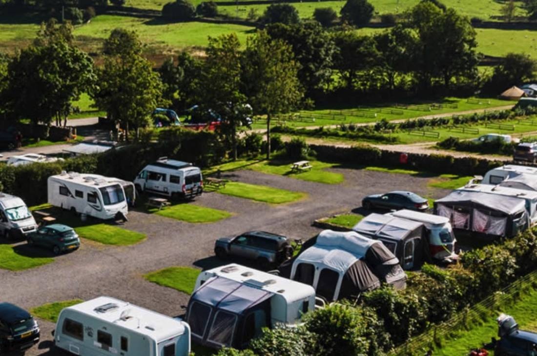 Burns Farm — Sítio de acampamento in Gewirk