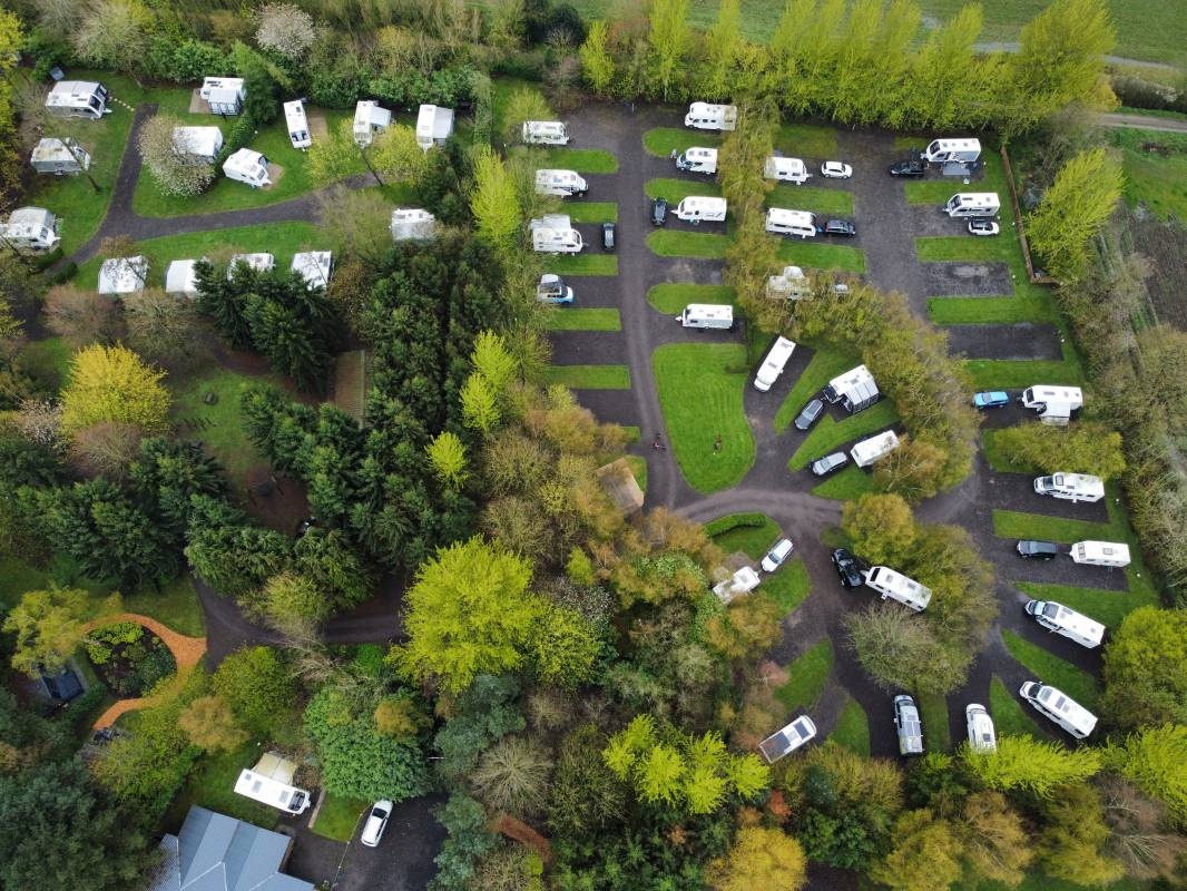 Nurseries Caravan Park — Sítio de acampamento in  / England