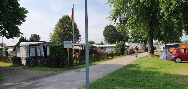 Erholungsgebiet Doktor-See GmbH — Campingplass in Rinteln