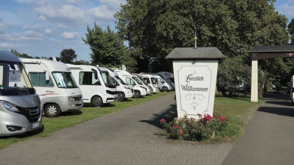 Campingplatz am Rhein