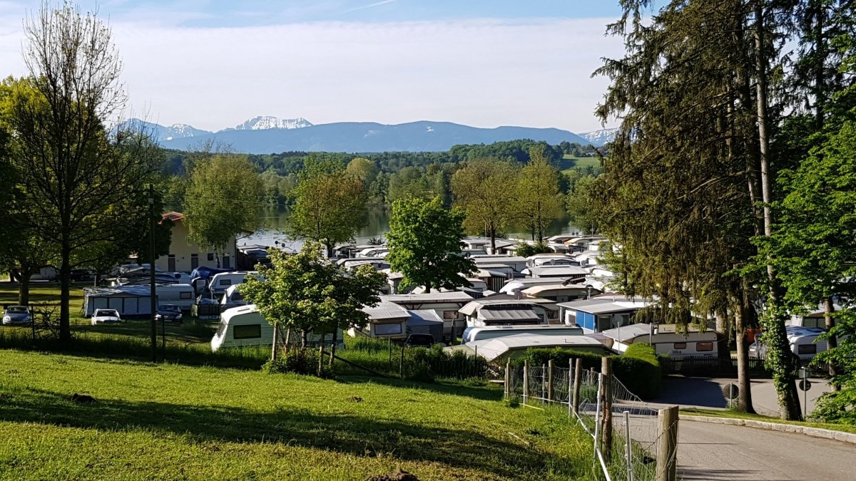 Camping Gut Horn — Camping Site in Waging am See / Bayern