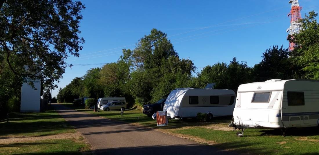 Camping Waldpark Hohenstadt — Campingplass in Hohenstadt / Baden-Württemberg