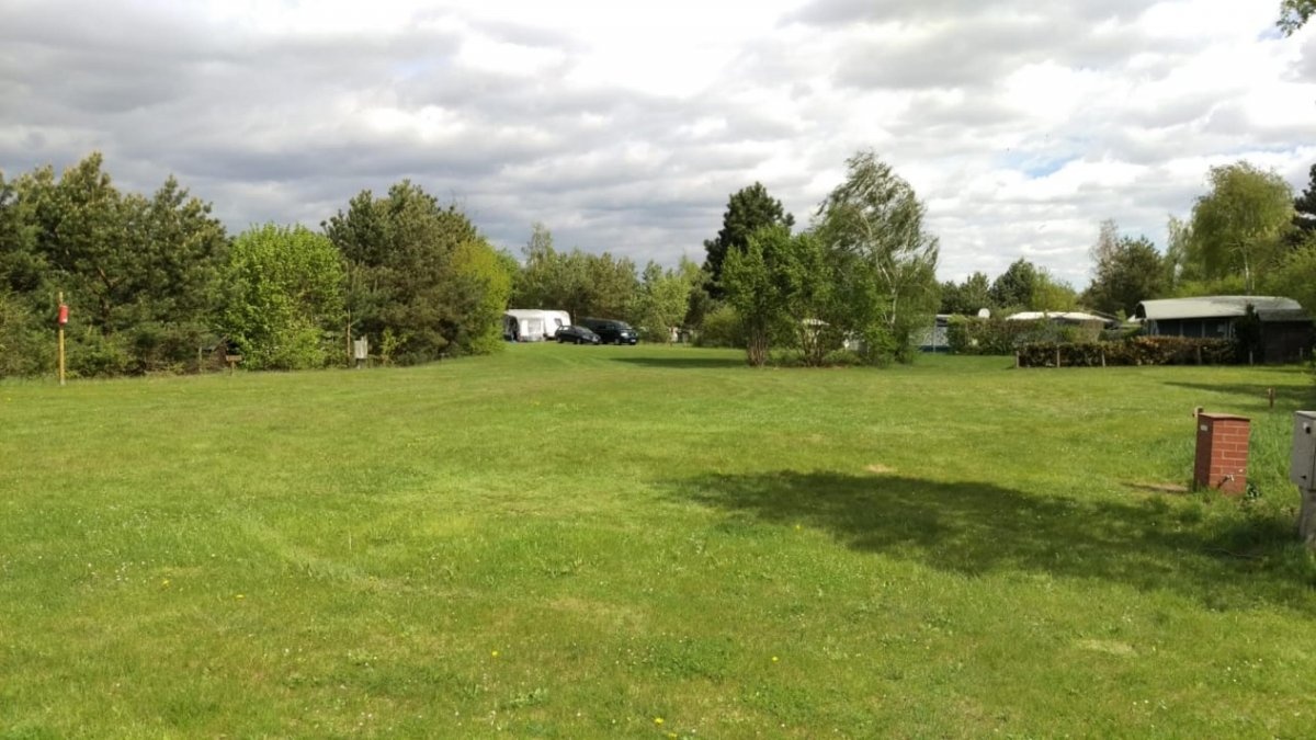 Naturcamping Zwei Seen — 露营地 in Zislow