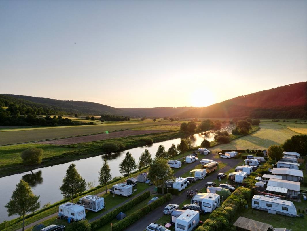 Campingplatz Wesertal — Camping in Wesertal OT Oedelsheim