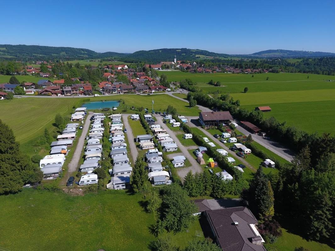Terrassen-Camping am Richterbichl — Kemping in Rottenbuch/Ammer / Bayern